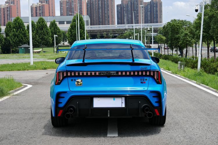 Used Lynk & Co 03 2023 03+ TCR Cyan Front-Wheel-Drive Version
