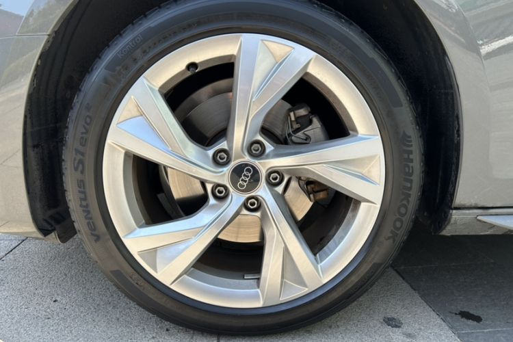 Used Audi A4 2023 Avant 40 TFSI Fashionable and Dynamic Model
