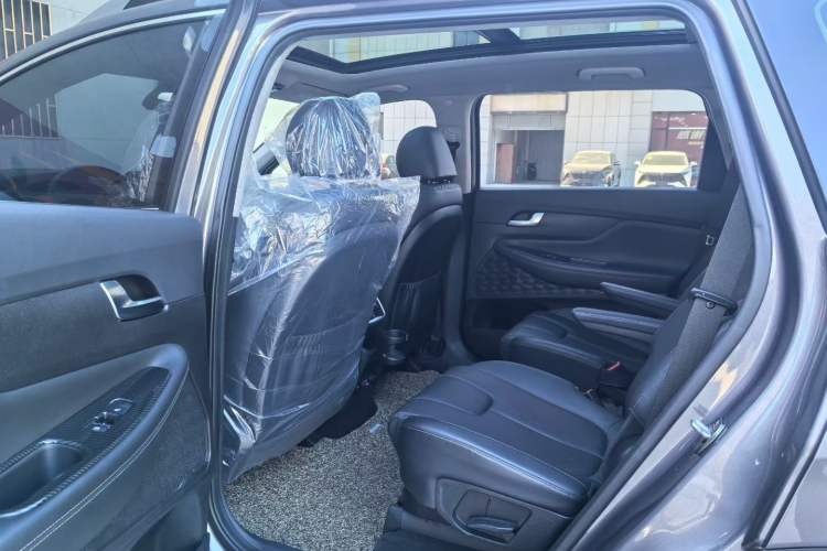 Used Hyundai Santa Fe 2019 380 TGDi TOP Automatic Two-Wheel Drive Flagship Version China VI Standard
