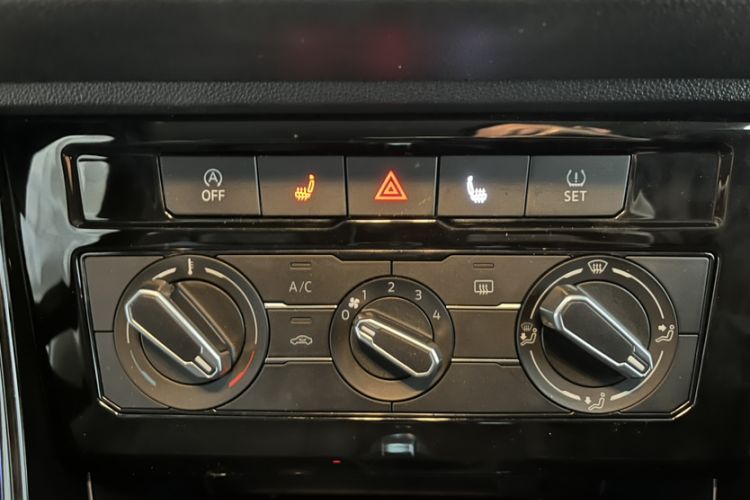 Used Jetta VS5 2021 280TSI Automatic Enjoyment Model
