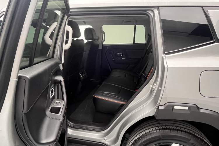 Used JETOUR Shanhai T1 2025 150 km Heading South Interior 7