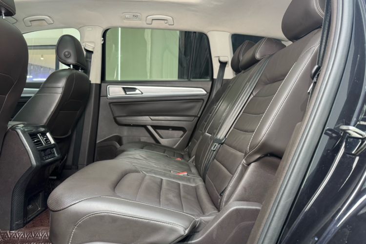 Used Volkswagen Teramont 2019 380TSI Four-Wheel Drive Luxury Version China V Standard Interior 1