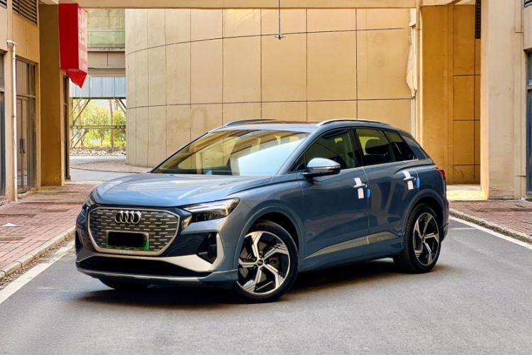 Used Audi Q4 e-tron 2022 50 e-tron quattro Visionary Edition