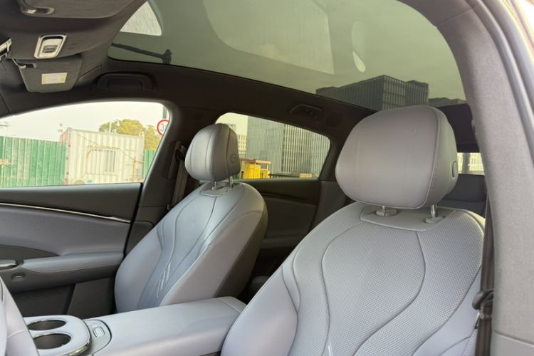 Used XPeng G7 2025 Model—702 Ultra Long Range Roof