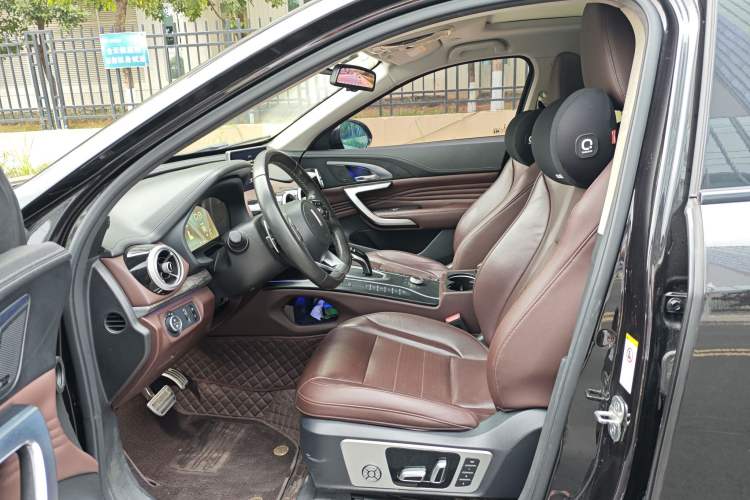 Used Wey VV7 2019 Upgraded Model 2.0T Flagship Version China VI