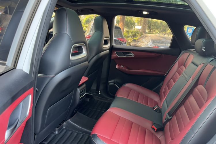 Used MG HS 2019 20T Automatic Two-Wheel Drive Trophy Super Sport Version China VI Standard Interior 5