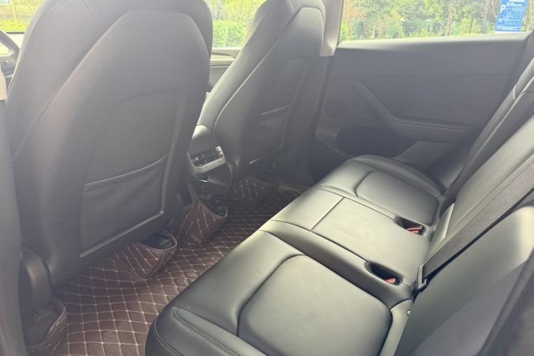 Used Tesla Model Y 2022 Rear-Wheel-Drive Version