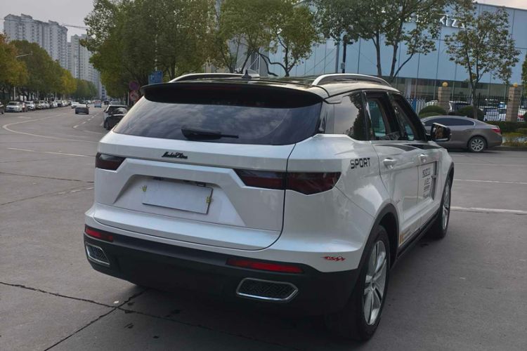 Used Zotye T700 2017 1.8T Dual-Clutch Prestige Model
