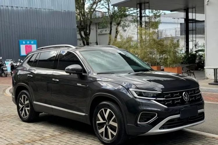 Used Volkswagen Tayron 2023 330TSI Two-Wheel-Drive Luxury Plus Advanced Version
