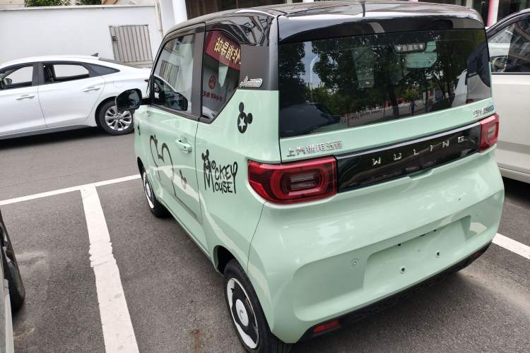 Used Wuling Hongguang MINIEV 2021 Macaron Premium Model – Lithium Iron Phosphate