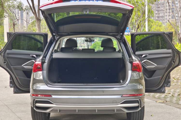 Used Audi Q3 2019 35 TFSI Fashion Dynamic Model