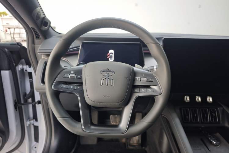 Used BYD Song L EV 2025 Intelligent Driving Version 662 km LiDAR Excellence Edition
