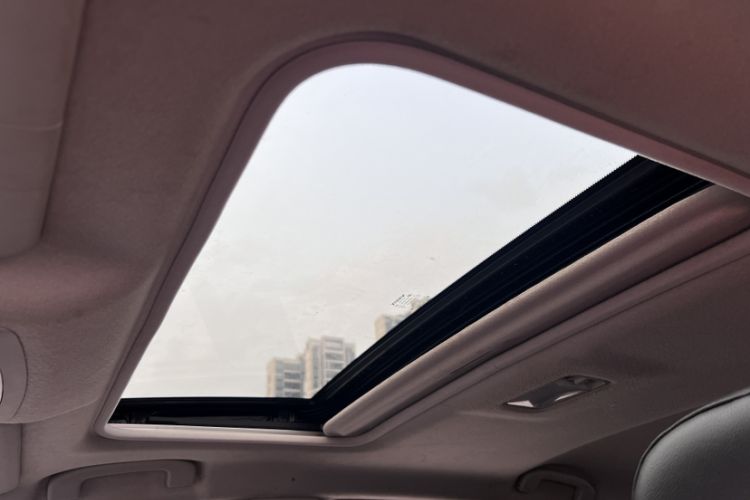 Used Nissan Sylphy 2019 Classic 1.6XL CVT Luxury Edition Headliner