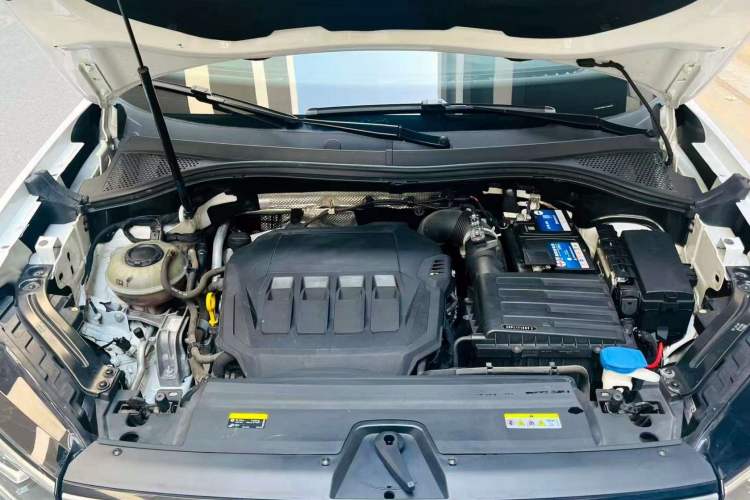 Used Volkswagen Tayron 2020 330TSI Two-Wheel Drive Luxury Smart Connectivity Version Interior 8