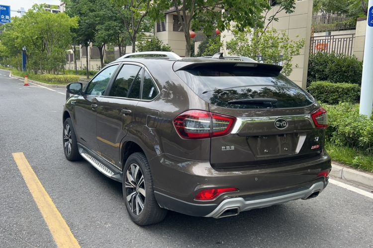 Used BYD S7 2017 2.0T Automatic Prestige Edition