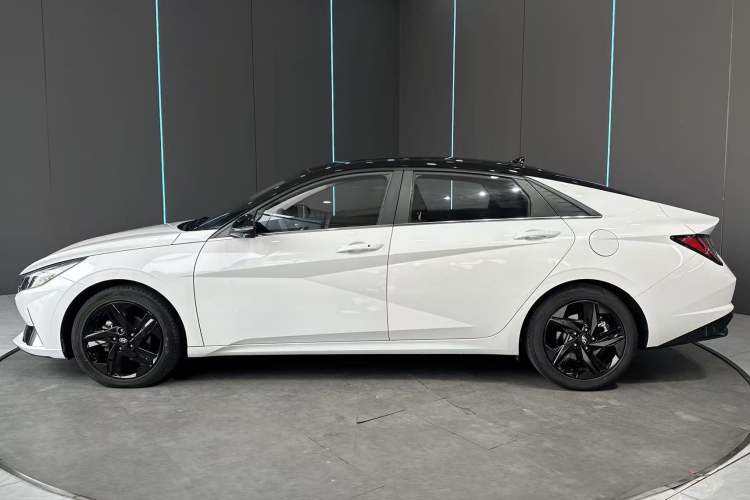 Used Hyundai Elantra 2022 1.5L CVT TOP Flagship Edition
