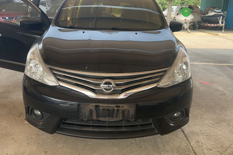 Used Nissan Livina 2013 1.6XE Manual Comfort Edition