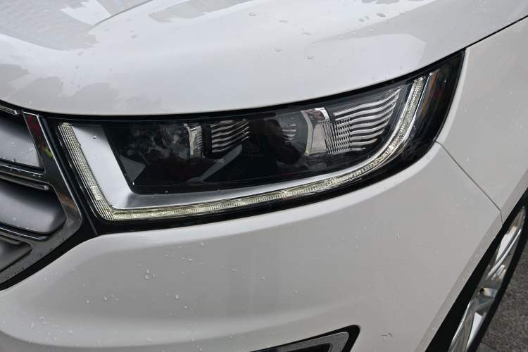 Used Ford Edge 2016 EcoBoost 245 Two-Wheel-Drive Titanium 7-Seater