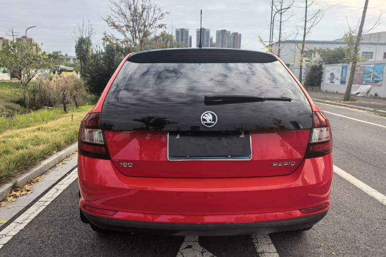 Used Skoda Rapid Spaceback 2016 Revised 1.6L Automatic Smart Drive Version