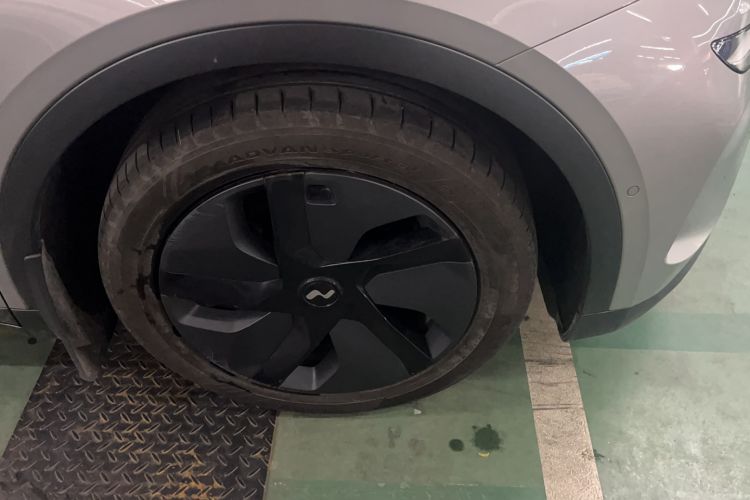 Used ONVO L60 2024 60 kWh Rear-Drive Version