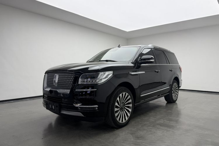 Used Lincoln Navigator 2020 3.5T Prestige Edition Front Left 45 Deg