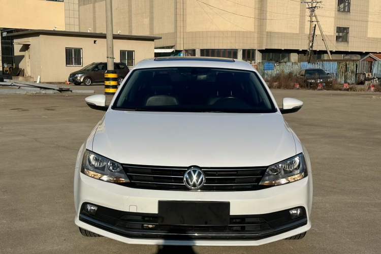 Used Volkswagen Sagitar 2018 1.6L Automatic Comfort Model
