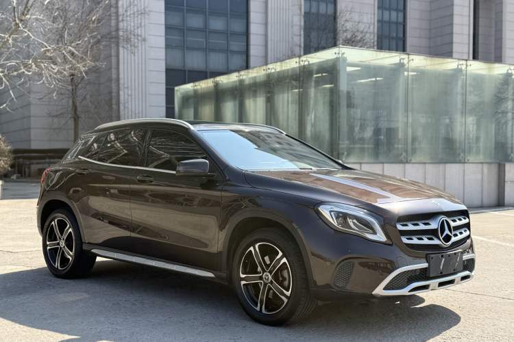 Used Mercedes-Benz GLA 2018 GLA 200 Fashion Model Exterior 2