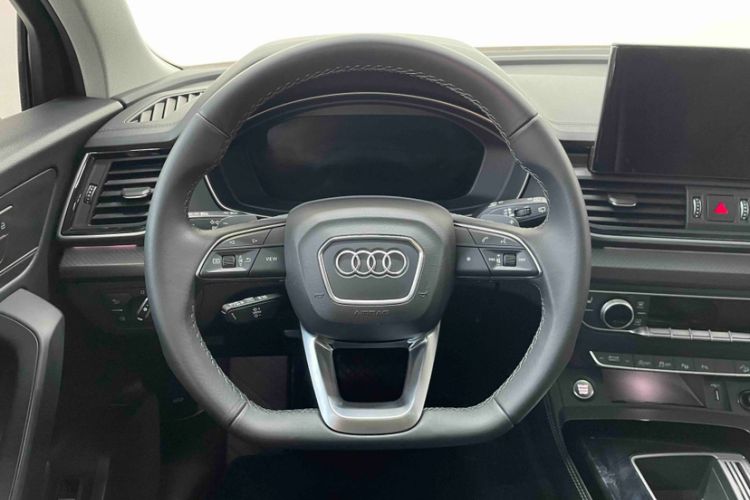 Used Audi Q5L 2022 40T Luxury Dynamic Model