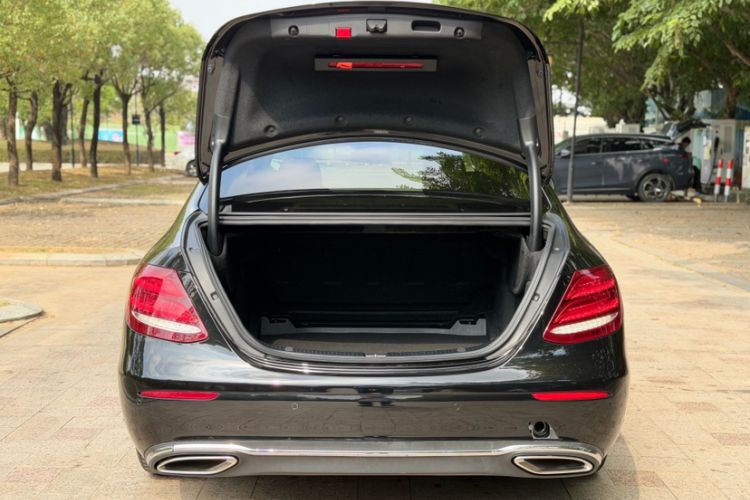 Used Mercedes-Benz E-Class 2020 Facelift E 260 L
