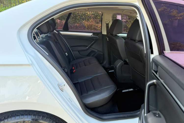 Used Volkswagen Bora 2018 1.5L Automatic Comfort Model
