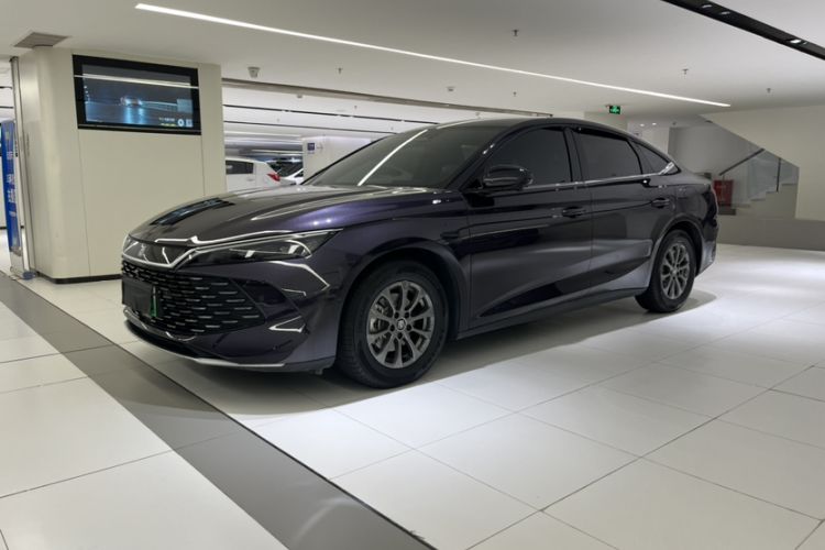 Used BYD Qin L 2025 DM-i Smart Drive 80KM Leading Model