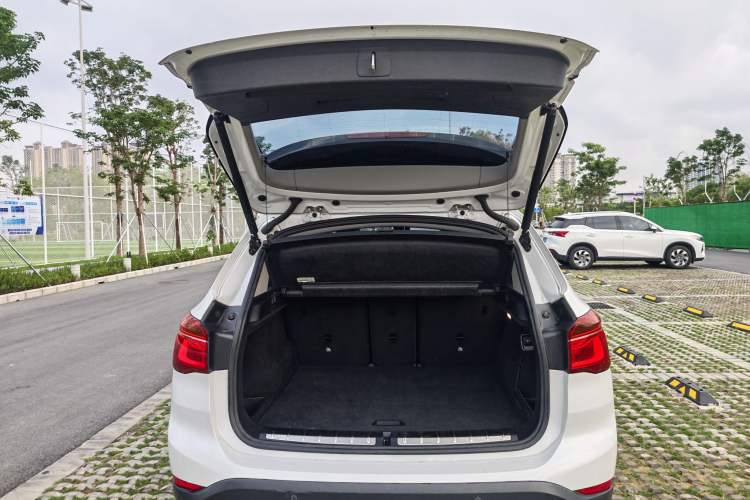 Used BMW X1 2016 sDrive18Li Fashion Model Trunk