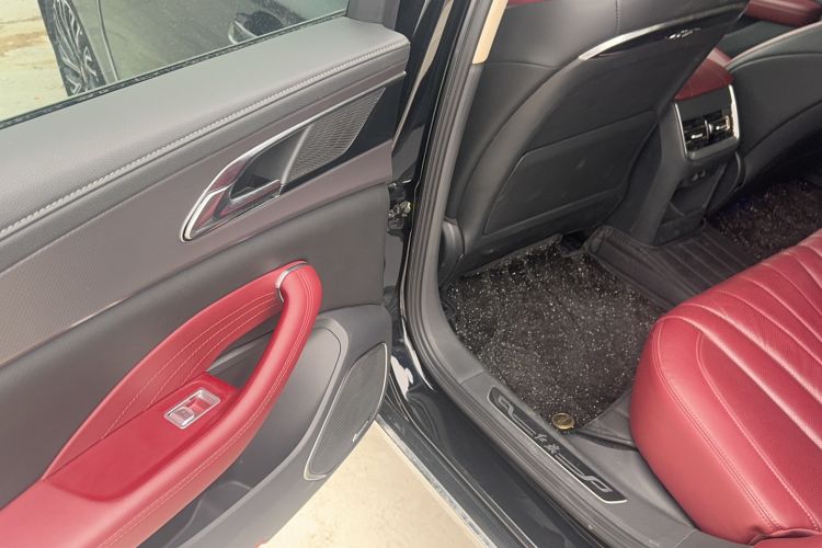 Used Hongqi H5 2024 2.0T Automatic Smart Connect Flagship Edition