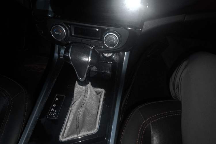 Used Haima S5 2018 1.5T CVT Flagship Model Interior 4