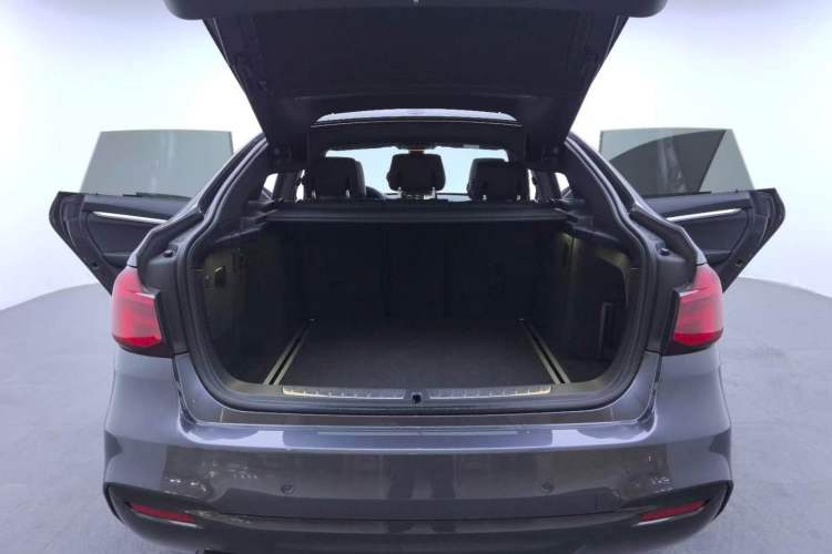 Used BMW 3 Series GT 2020 320i M Sport Package