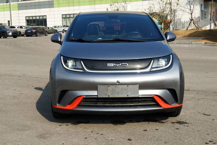 Used BYD Dolphin 2021 405 km Fashion Edition
