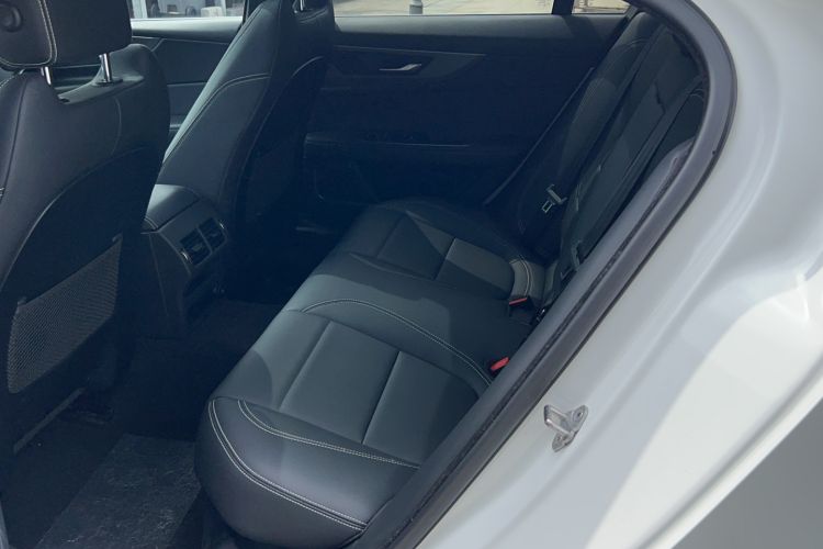Used Jaguar XEL 2020 2.0T 200PS R-DYNAMIC Youth Sports Edition Left Rear Seat