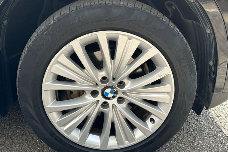 Used BMW X5 2017 xDrive28i
