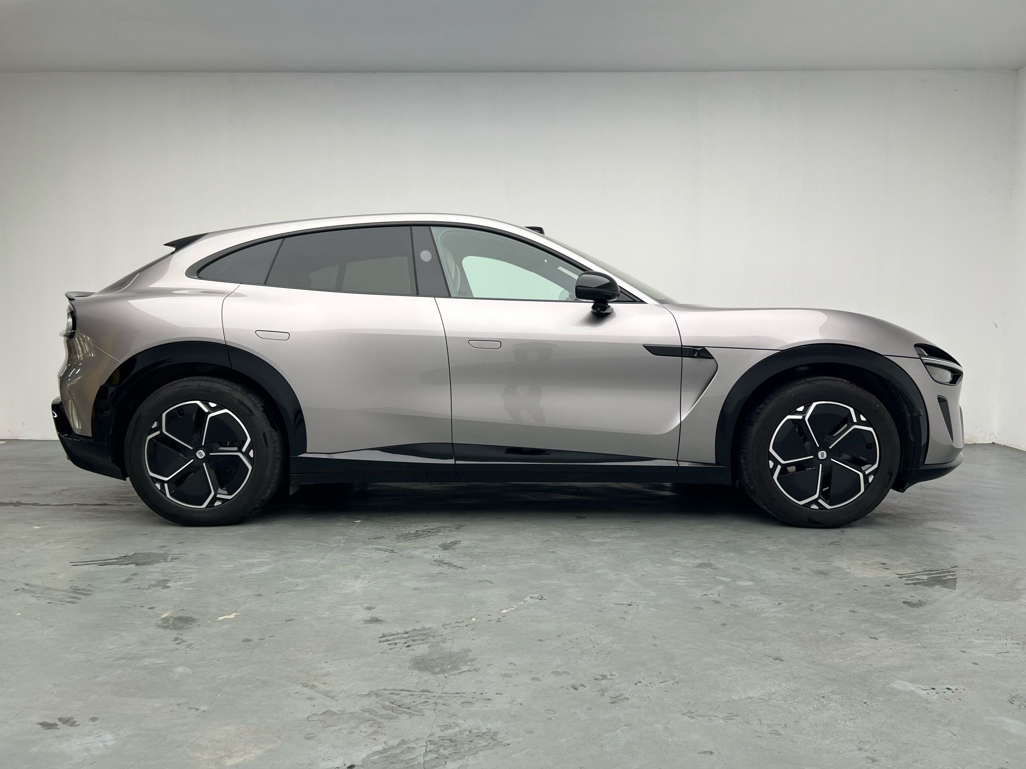 Xiaomi Auto YU7 2025 Ultra-Long Range Rear-Wheel Drive Version — снимка 20