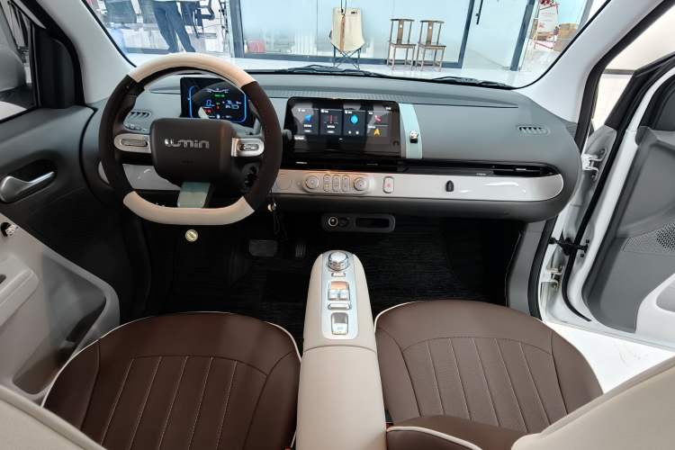 Used CHANGAN NEVO Lumin 2025 205 km Xiangqin Version Interior 1