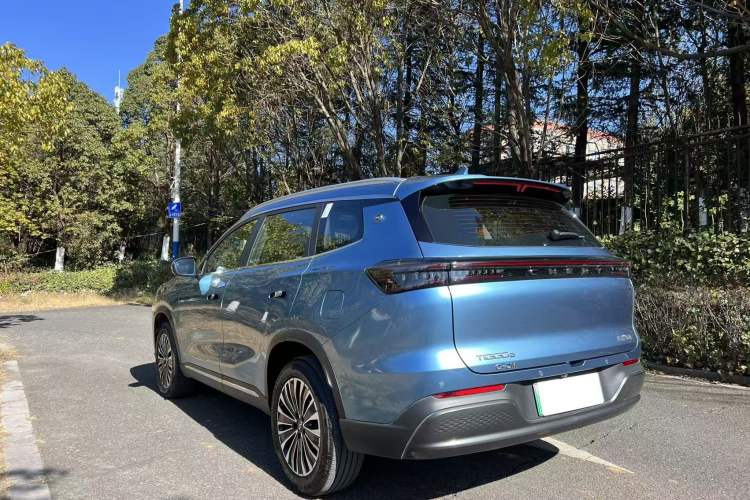 Used Chery Tiggo 8 PLUS C-DM 2025 1.5T 116 km Prestige Version 5 Seats
