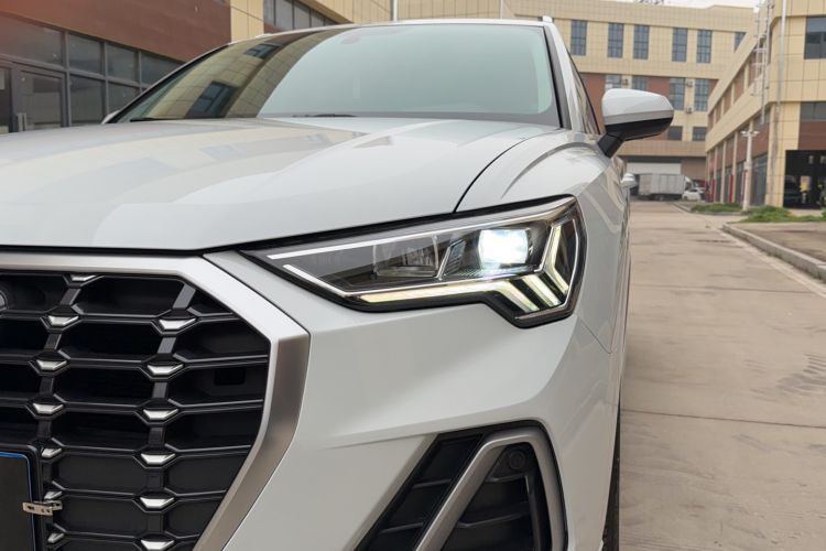 Used Audi Q3 2020 35 TFSI Fashion Dynamic Model
