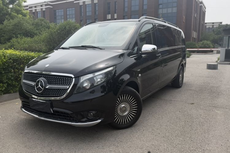 Used Mercedes-Benz Vito 2018 2.0T Elite Version 7 Seats China VI Emission Standard