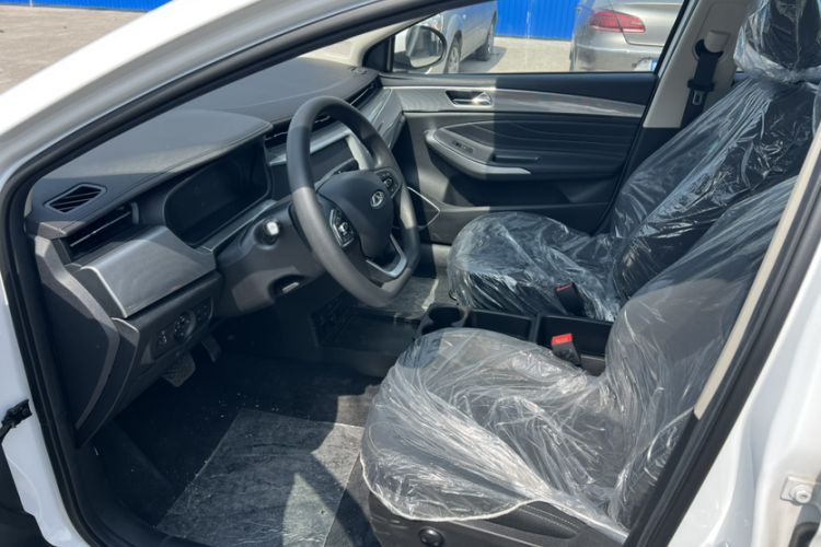 Used Chery New Energy Arrizo e 2024 405km Travel Edition Interior 6