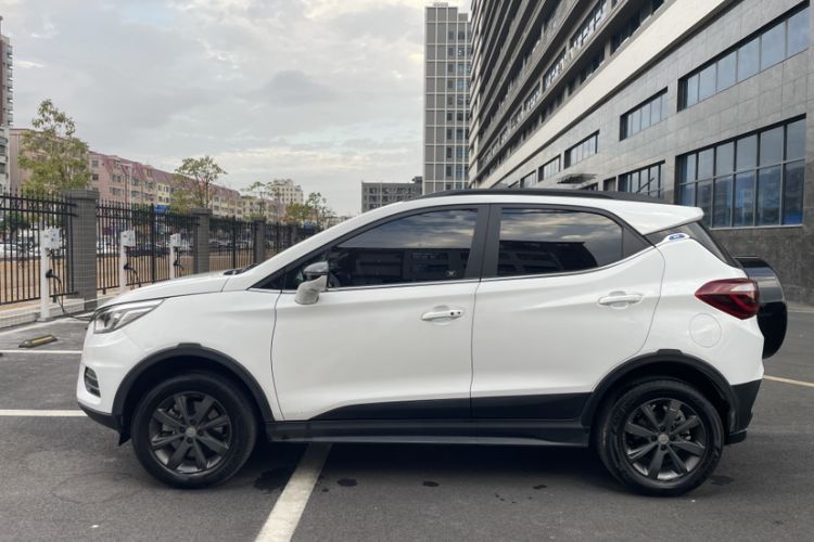 Used BYD Yuan New Energy 2018 EV360 Smart Connect Cool Edition Exterior 4