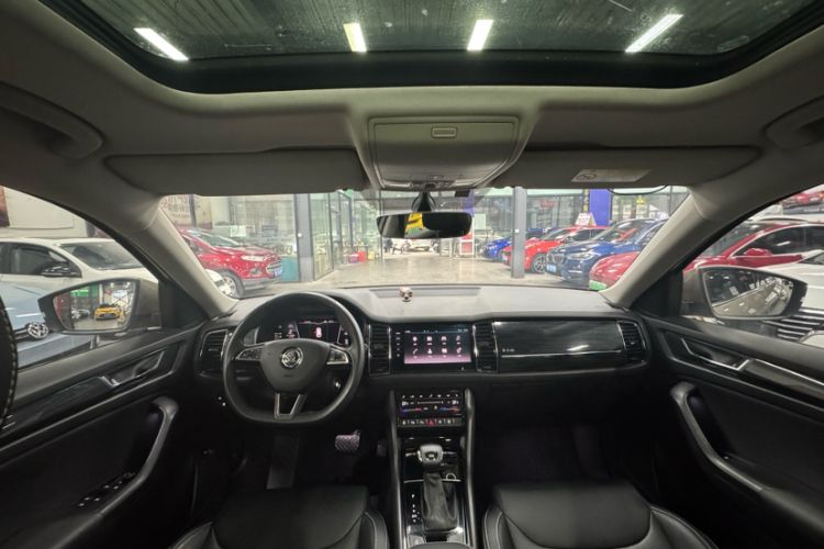 Used Skoda Kodiaq 2021 TSI330 7-Seater Two-Wheel-Drive Luxury Plus Edition
