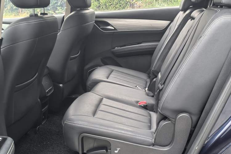 Used BYD Song MAX New Energy 2019 DM 1.5T Smart Connect Advanced 7-Seater China VI Standard
