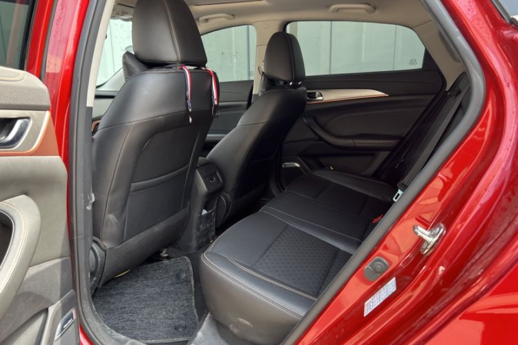 Used CHANGAN Eado 2018 1.6L GDI Automatic Trendy Model China V Standard