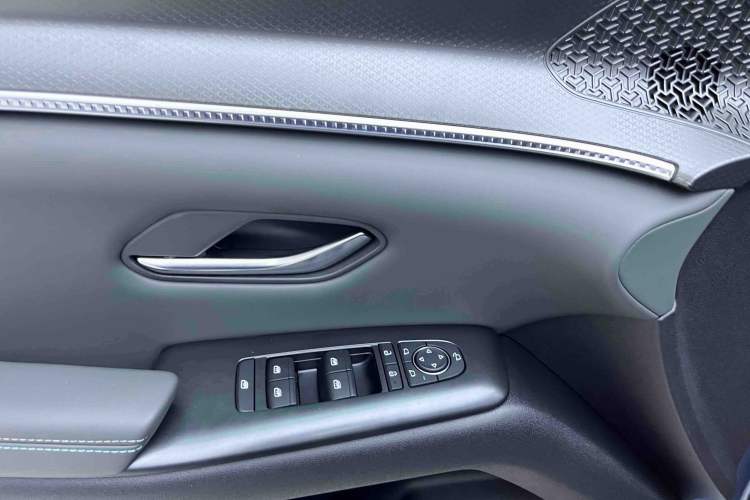 Used BYD Song Pro New Energy 2025 2nd Generation Intelligent Driving Version DM-i 75KM Leading Edition