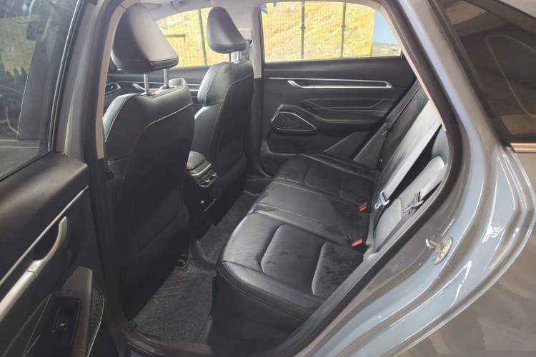 Used Geely Auto Emgrand 2023 4th Generation Champion Edition 1.5L CVT Prestige Model
